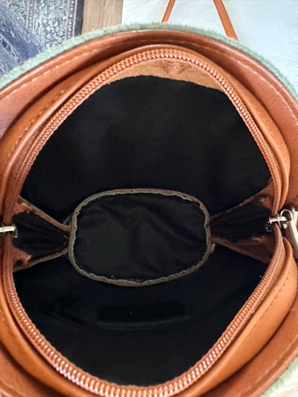 Genuine Leather Suede Embossed Leather Crossbody Bag Made and Purchased In Italy - Picture 10 of 11